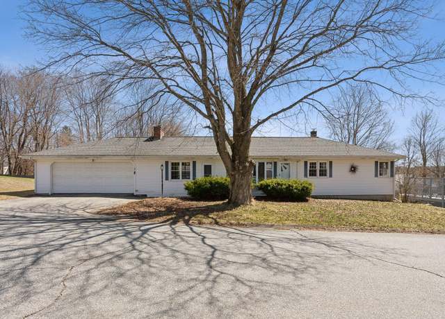 Property at 3 Mcarthur Ave, Lewiston, ME 04240, 3 beds, 1 bath