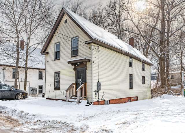 Property at 106 Parker St, Bangor, ME 04401, 3 beds, 1 bath