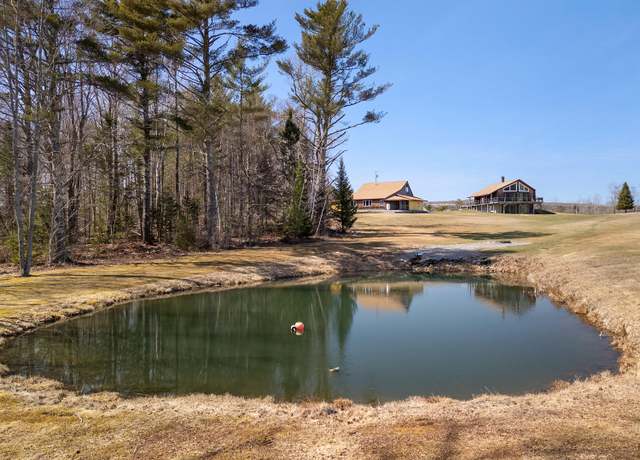 Property at 425 Sennebec Rd, Union, ME 04862, 3 beds, 2 baths