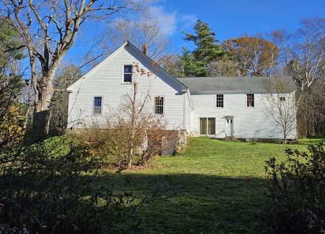 Property at 105 Hillside Rd, Brunswick, ME 04011, 3 beds, 2 baths
