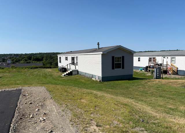 Property at 6 Daniel Dr, Belfast, ME 04915, 3 beds, 1 bath