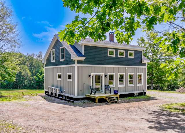 Property at 2347 Belfast Rd, Lincolnville, ME 04849, 4 beds, 3.5 baths