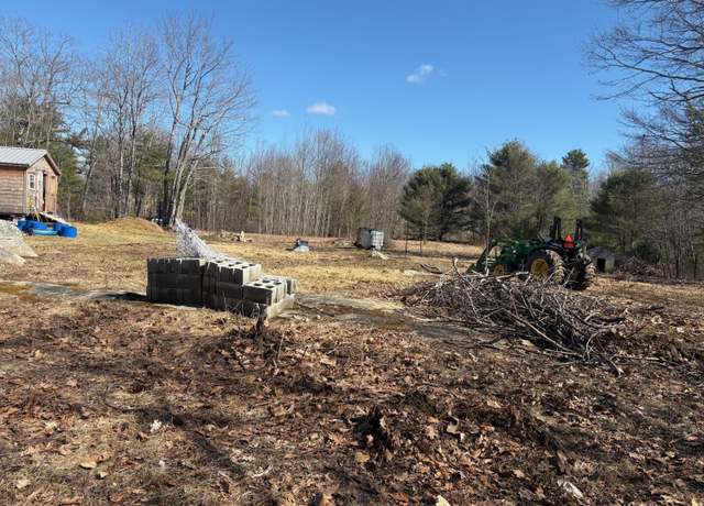 Property at 54 Barton Rd, Windsor, ME 04363