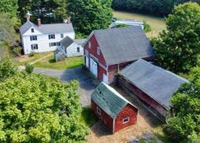 Property at 276 Beech Rd, Eliot, ME 03903, 3 beds, 2 baths