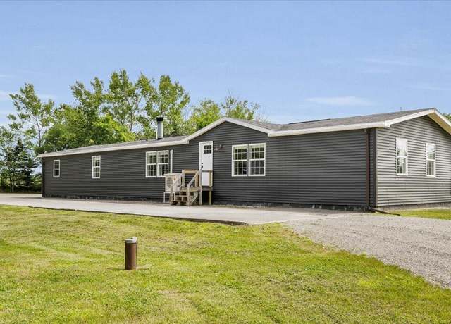 Property at 581 The Shore Rd, Castine, ME 04421, 3 beds, 2 baths