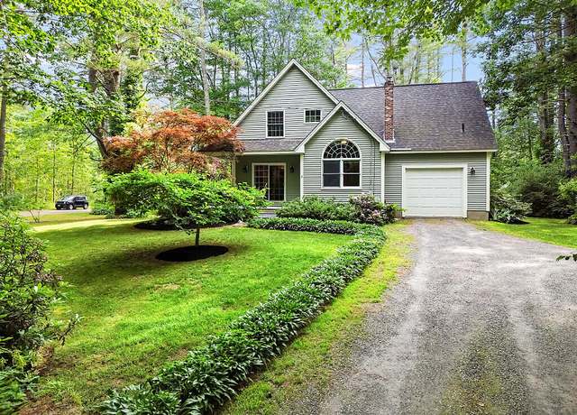 Property at 2 Falling Pines Ln, Readfield, ME 04355, 3 beds, 2.5 baths