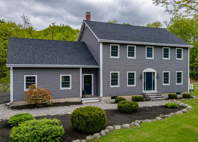 Property at 60 Sherwood Ln, Vassalboro, ME 04989, 3 beds, 2.5 baths