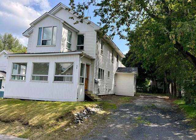 Property at 90 7th Ave, Madawaska, ME 04756, 6 beds, 2 baths