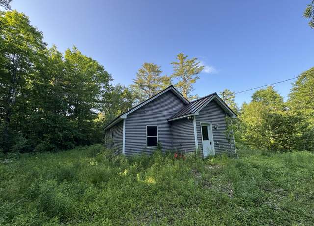 Property at 47 Witham Ln, Augusta, ME 04330, 2 beds, 1 bath