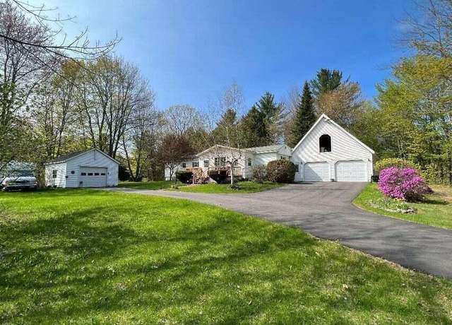 Property at 373 Middle Rd, Fairfield, ME 04937, 3 beds, 1 bath