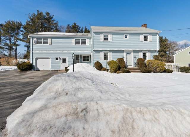 Property at 70 Abby Ln, Portland, ME 04103, 5 beds, 2.5 baths