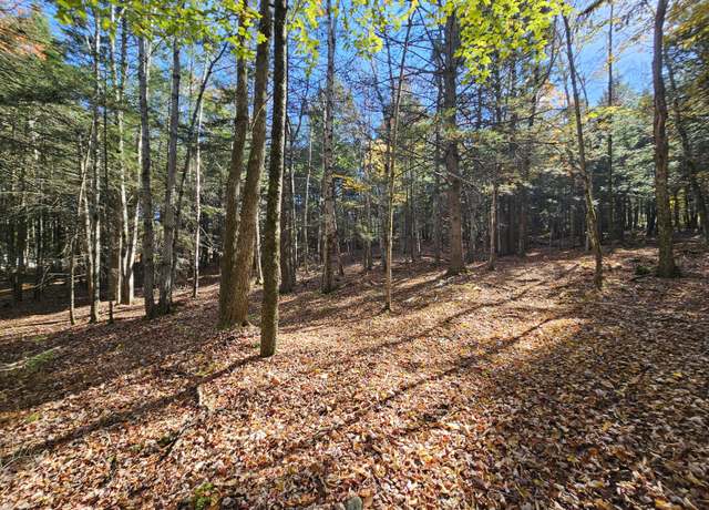 Property at 32 Boyle Rd, Freeport, ME 04032