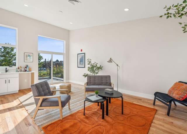 Property at 20 Upper Falls Rd #301, Biddeford, ME 04005, 1 bed, 1 bath