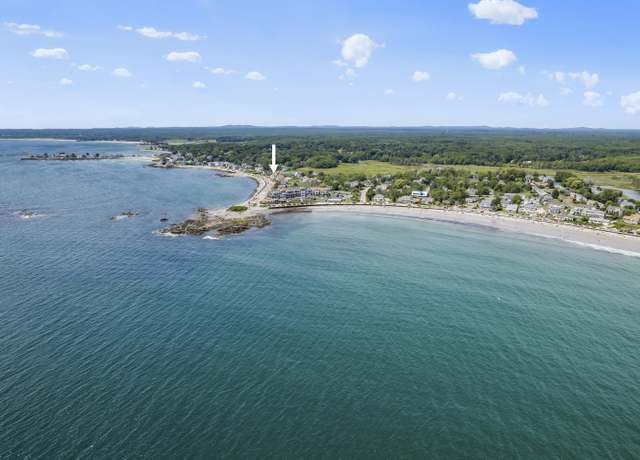 Property at 175 Beach Ave #2, Kennebunk, ME 04043, 2 beds, 1.5 baths