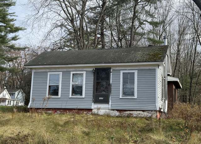 Property at 135 Main St, Lisbon, ME 04252, 1 bed, 1 bath