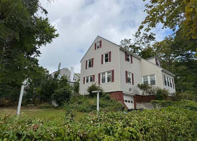 Property at 296 Brighton Ave, Portland, ME 04102, 4 beds, 1.5 baths
