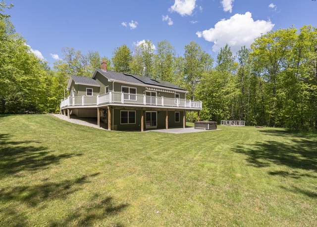 Property at 459 Libby Rd, Pownal, ME 04069, 3 beds, 3 baths