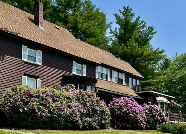 Property at 119 W Auburn Rd, Auburn, ME 04210, 3 beds, 3 baths