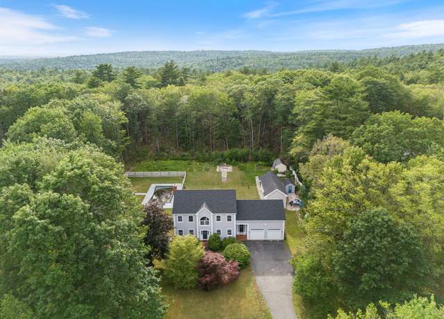 Property at 12 Summit Ter, Falmouth, ME 04105, 3 beds, 3.5 baths