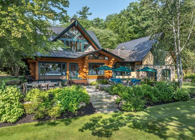 Property at 58 Beaumont Dr, Naples, ME 04055, 6 beds, 6.5 baths