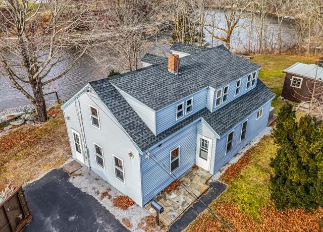 Property at 5 Ferry St, Thomaston, ME 04861, 4 beds, 2 baths