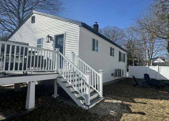 Property at 111 Saco Ave, Old Orchard Beach, ME 04064, 2 beds, 1 bath