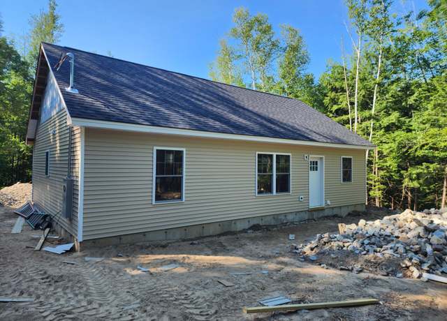 Property at 389 Mansion Rd, Hollis, ME 04042, 3 beds, 2 baths