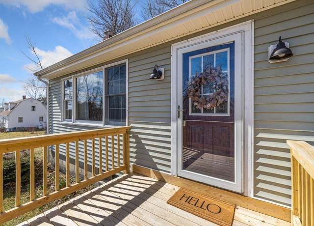Property at 10 Ancona Ave, Bath, ME 04530, 3 beds, 1 bath