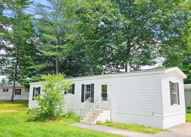 Property at 136 Pine Tree Ln, Farmington, ME 04938, 2 beds, 1.5 baths