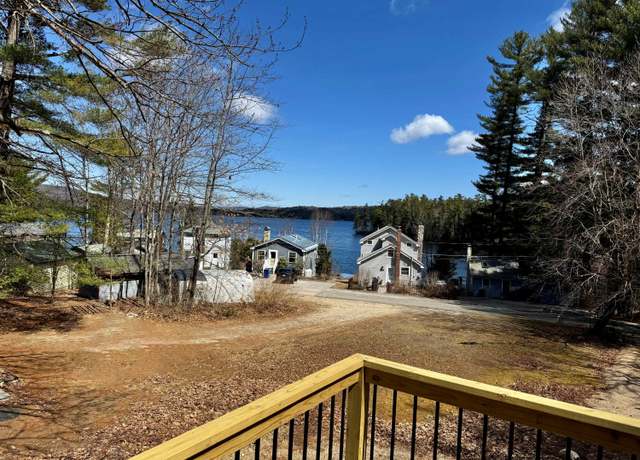 Property at 54 Boulder Rd, Raymond, ME 04071, 3 beds, 1.5 baths