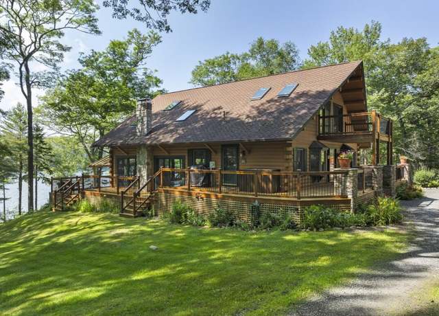 Property at 44 Stone Point Ln, Boothbay, ME 04537, 4 beds, 3.5 baths