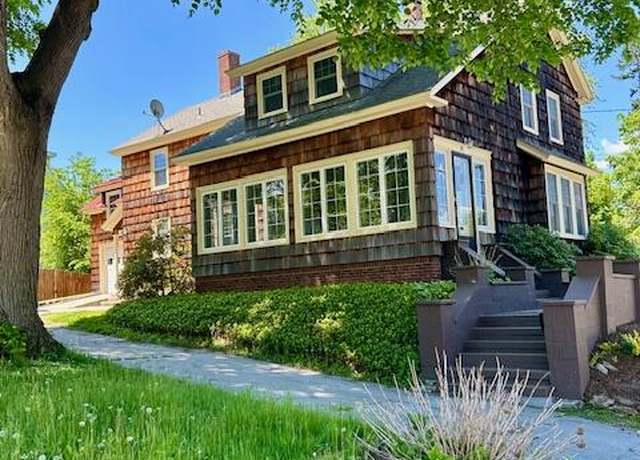 Property at 28 Holly St, Auburn, ME 04210, 6 beds, 2 baths