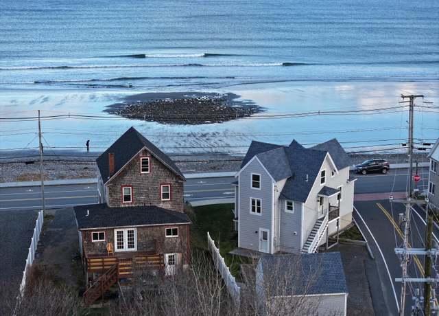 Property at 297 Long Beach Ave, York, ME 03909, 5 beds, 2.5 baths