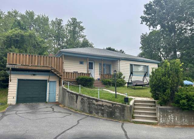 Property at 6 Northern Ave, Auburn, ME 04210, 2 beds, 1 bath