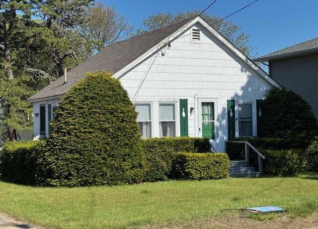 Property at 316 Ocean Ave, Wells, ME 04090, 1 bed, 1 bath