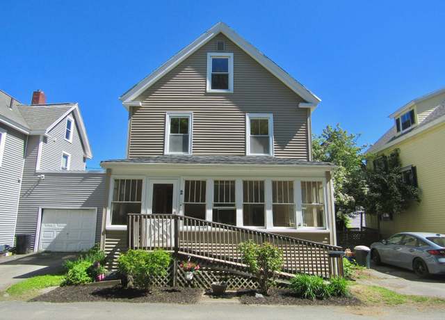 Property at 2 Elm Ter, Waterville, ME 04901, 5 beds, 1.5 baths