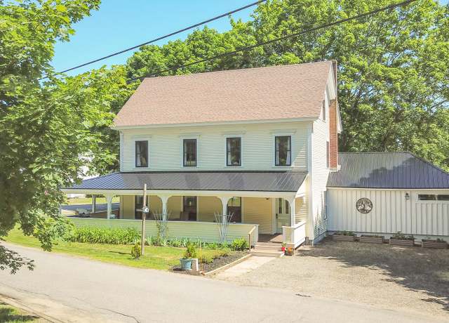 Property at 34 Harbor Rd #2, Friendship, ME 04547, 3 beds, 2 baths