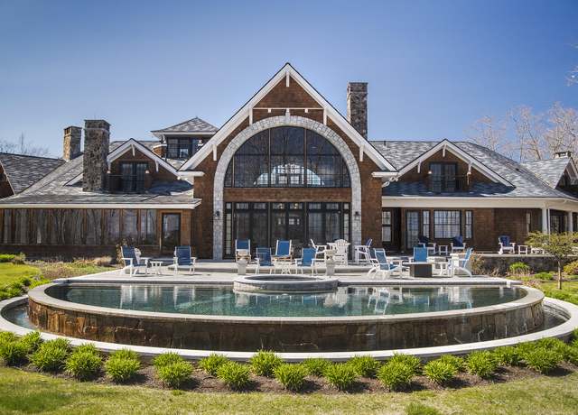 Property at 6 Ocean Sound Dr, Kennebunkport, ME 04046, 7 beds, 7 baths