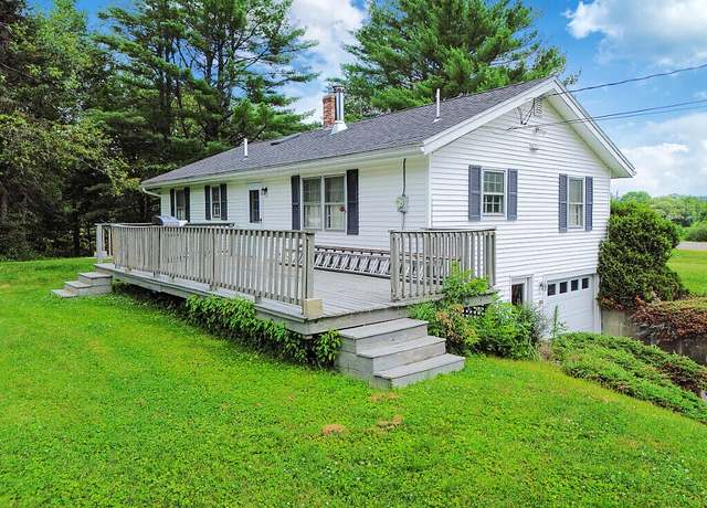 Property at 492 Webber Pond Rd, Vassalboro, ME 04989, 3 beds, 1.5 baths