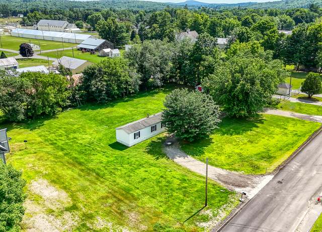 Property at 175-179 Maple Ave, Farmington, ME 04938, 3 beds, 1 bath