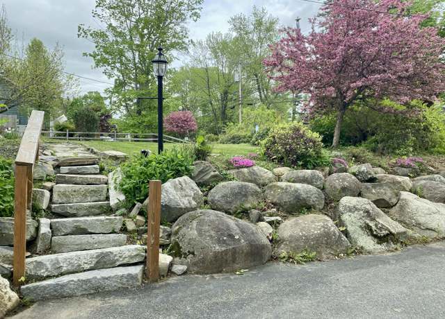 Property at 1097 Main St, Readfield, ME 04355, 4 beds, 2.5 baths