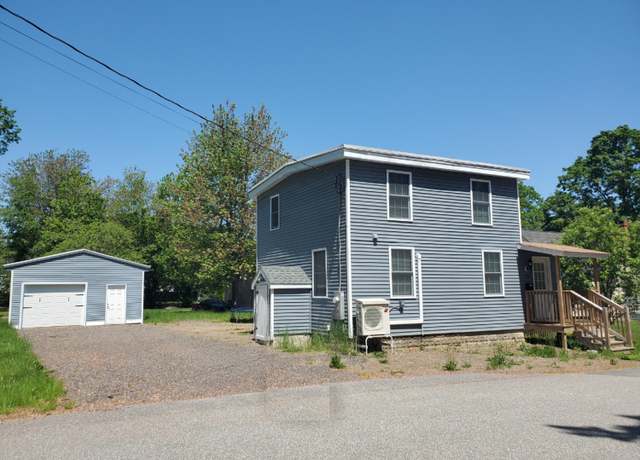 Property at 30 Westland Ave, Biddeford, ME 04005, 3 beds, 1.5 baths