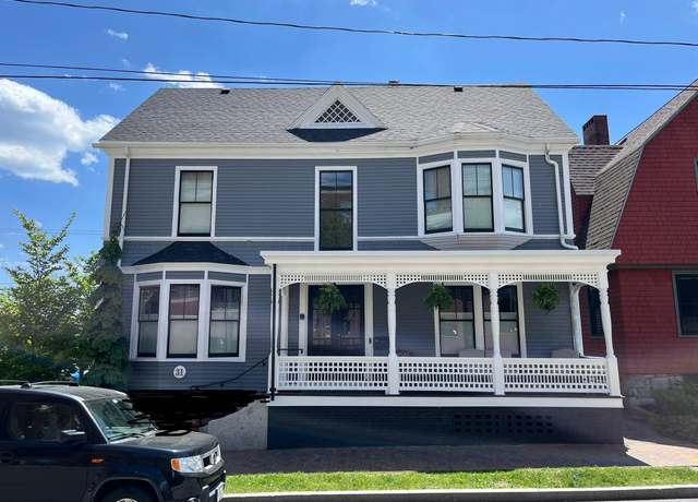 Property at 31 Bramhall St, Portland, ME 04102, 5 beds, 2 baths