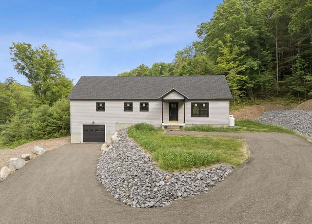 Property at 127 Bond Brook Rd, Augusta, ME 04330, 3 beds, 2 baths