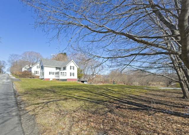 Property at 129 Rankin St, Rockland, ME 04841, 4 beds, 1.5 baths
