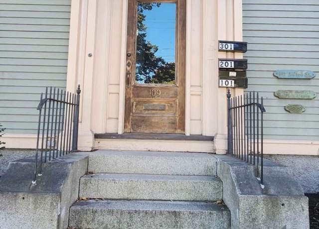 Property at 109 Alfred Rd, Biddeford, ME 04005, 9 beds, 5 baths