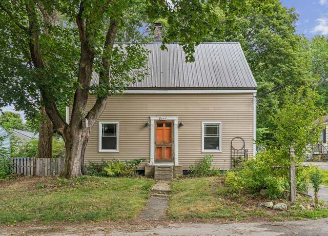 Property at 162 Central St, Westbrook, ME 04092, 2 beds, 1 bath