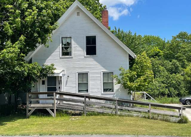 Property at 29 Broadway St, Machias, ME 04654, 3 beds, 1.5 baths