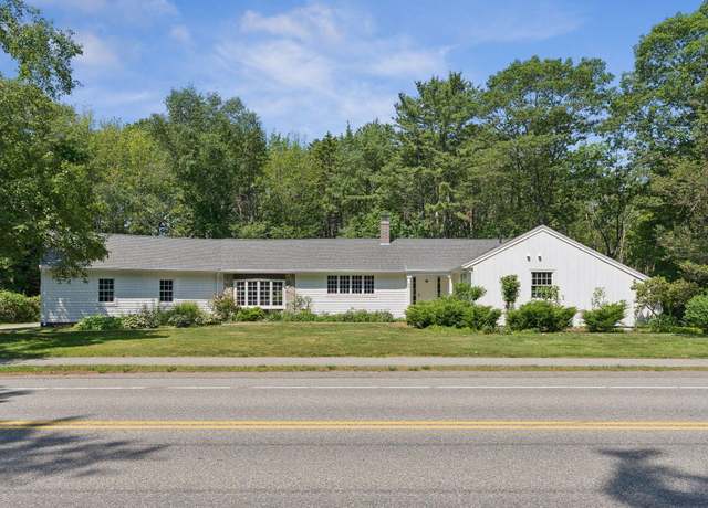 Property at 53 Beach Ave, Kennebunk, ME 04043, 3 beds, 3.5 baths