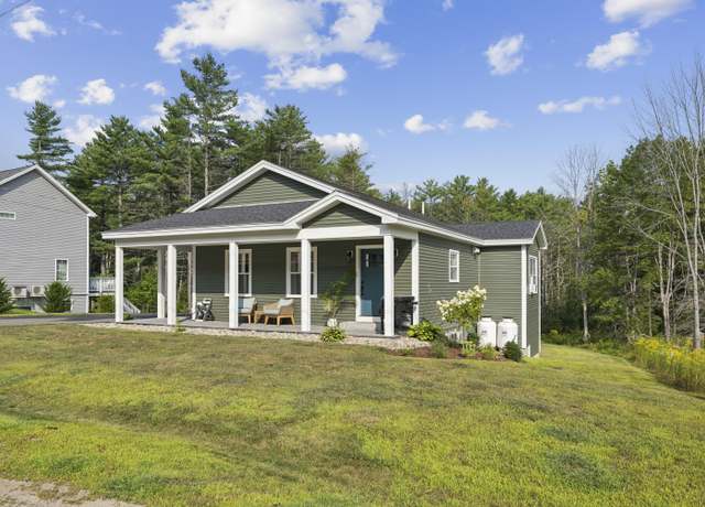 Property at 9 Ledgewood Dr, Brunswick, ME 04011, 3 beds, 2 baths